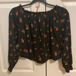 Long sleeve floral top- barely worn